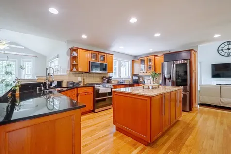 9 Taconic Drive Amherst NH 03031