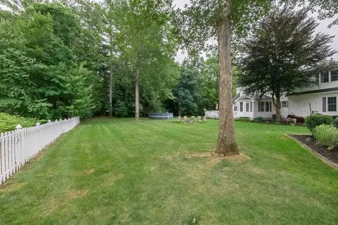 9 Taconic Drive Amherst NH 03031