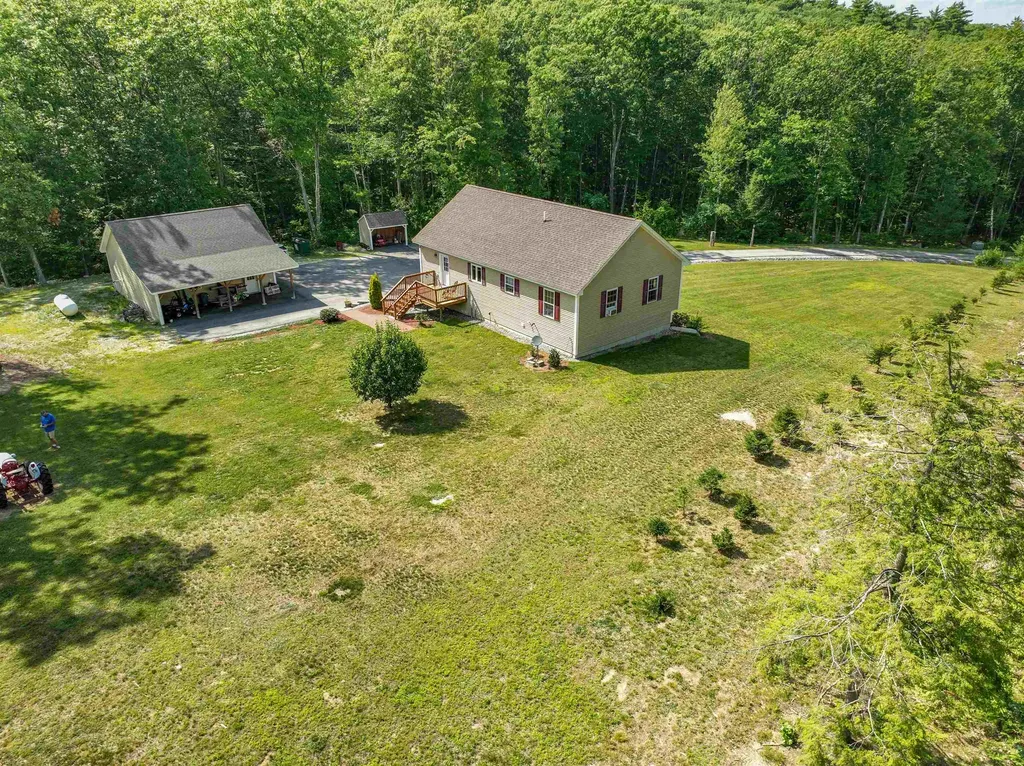 351 Ponemah Hill Road Milford NH 03055