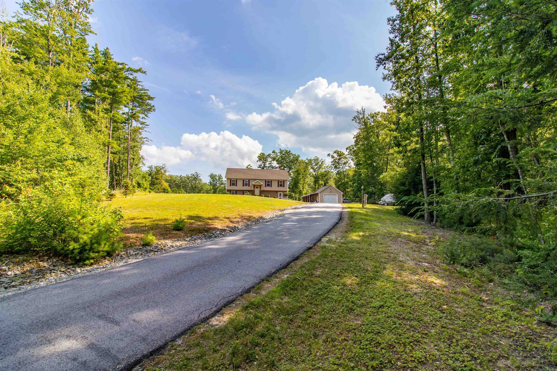 351 Ponemah Hill Road Milford NH 03055