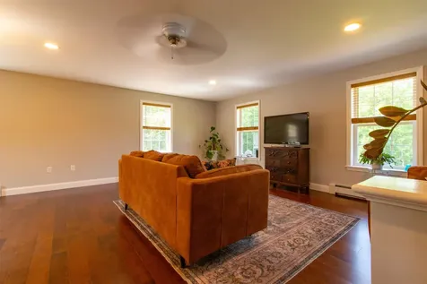 351 Ponemah Hill Road Milford NH 03055