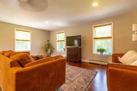 351 Ponemah Hill Road Milford NH 03055