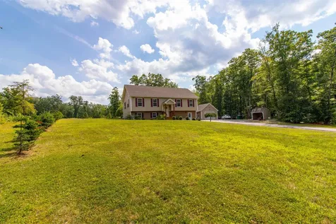 351 Ponemah Hill Road Milford NH 03055
