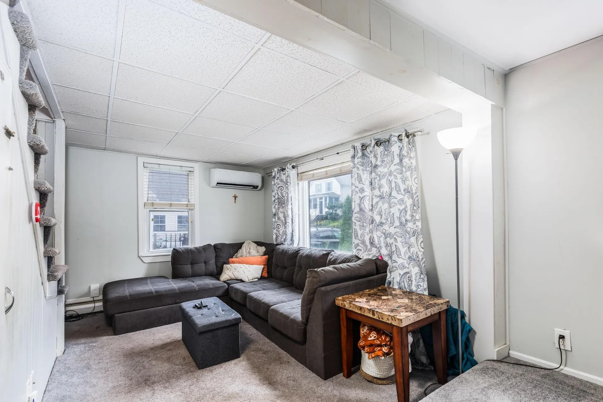 18 Brook Street Derry NH 03038