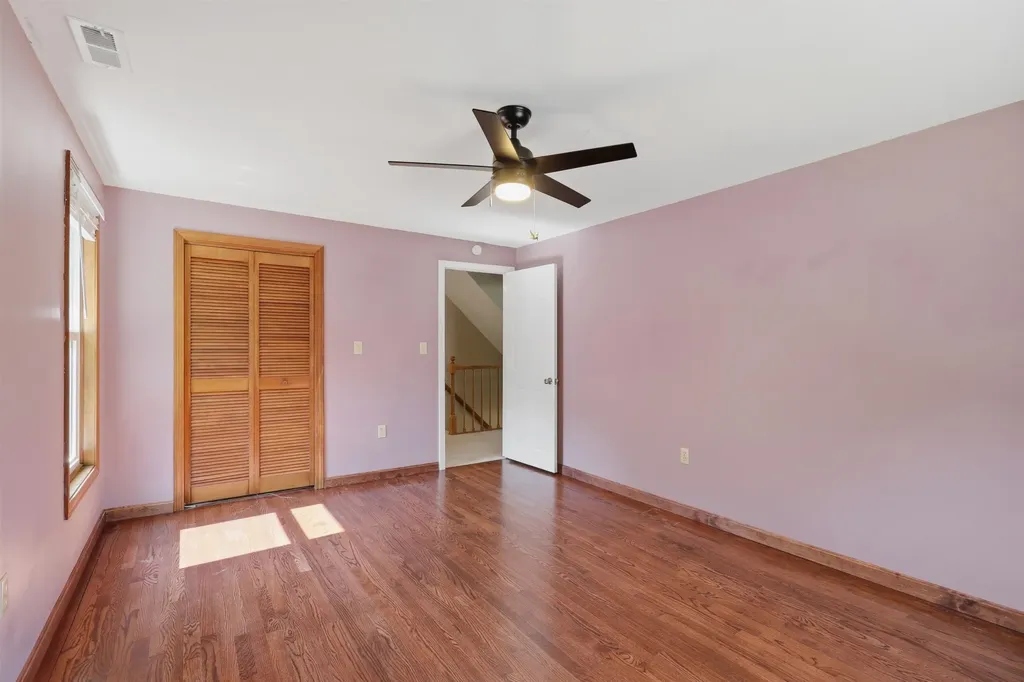 28 Rangers Drive Hudson NH 03051