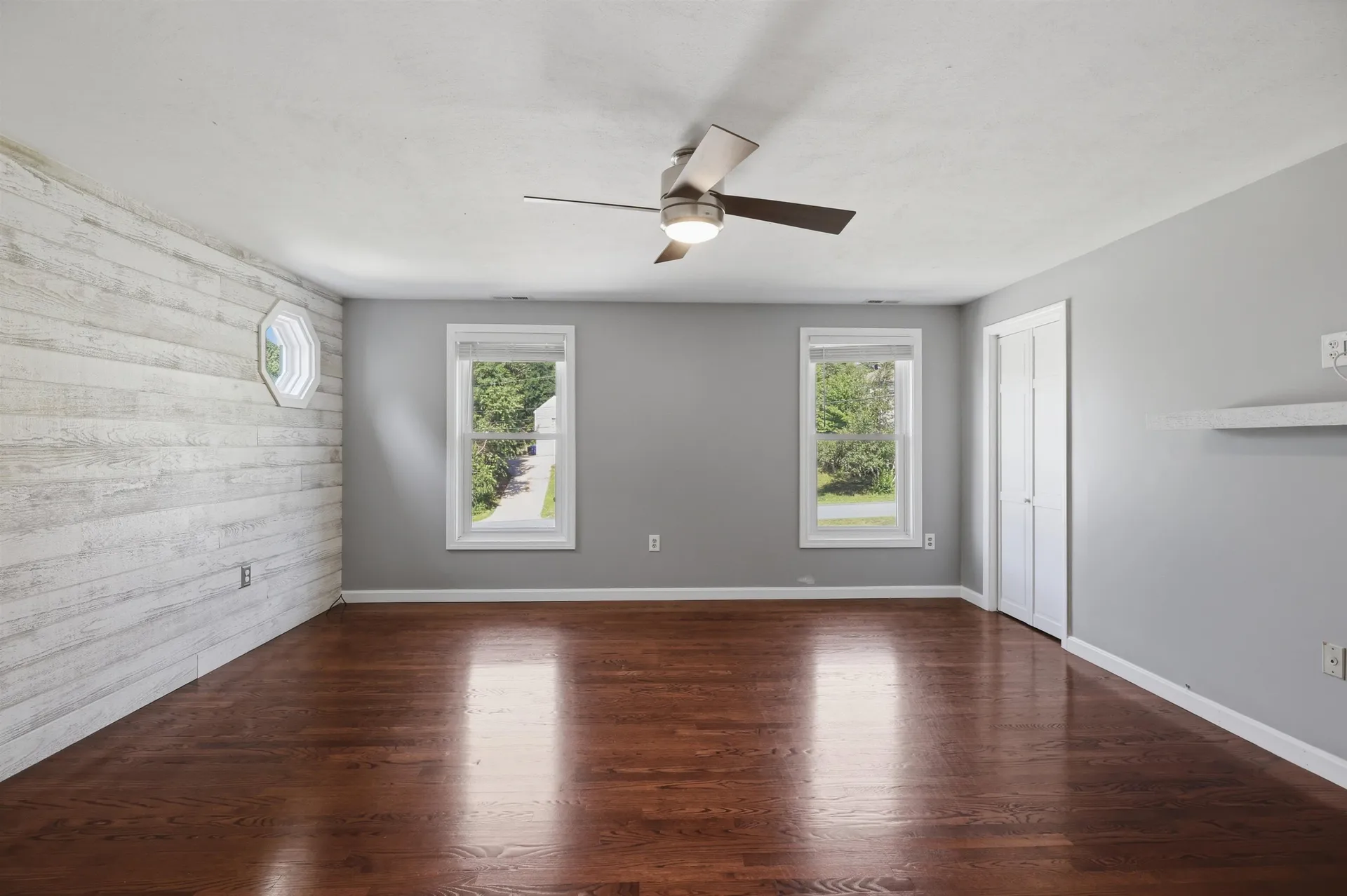 28 Rangers Drive Hudson NH 03051