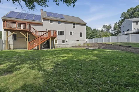 28 Rangers Drive Hudson NH 03051