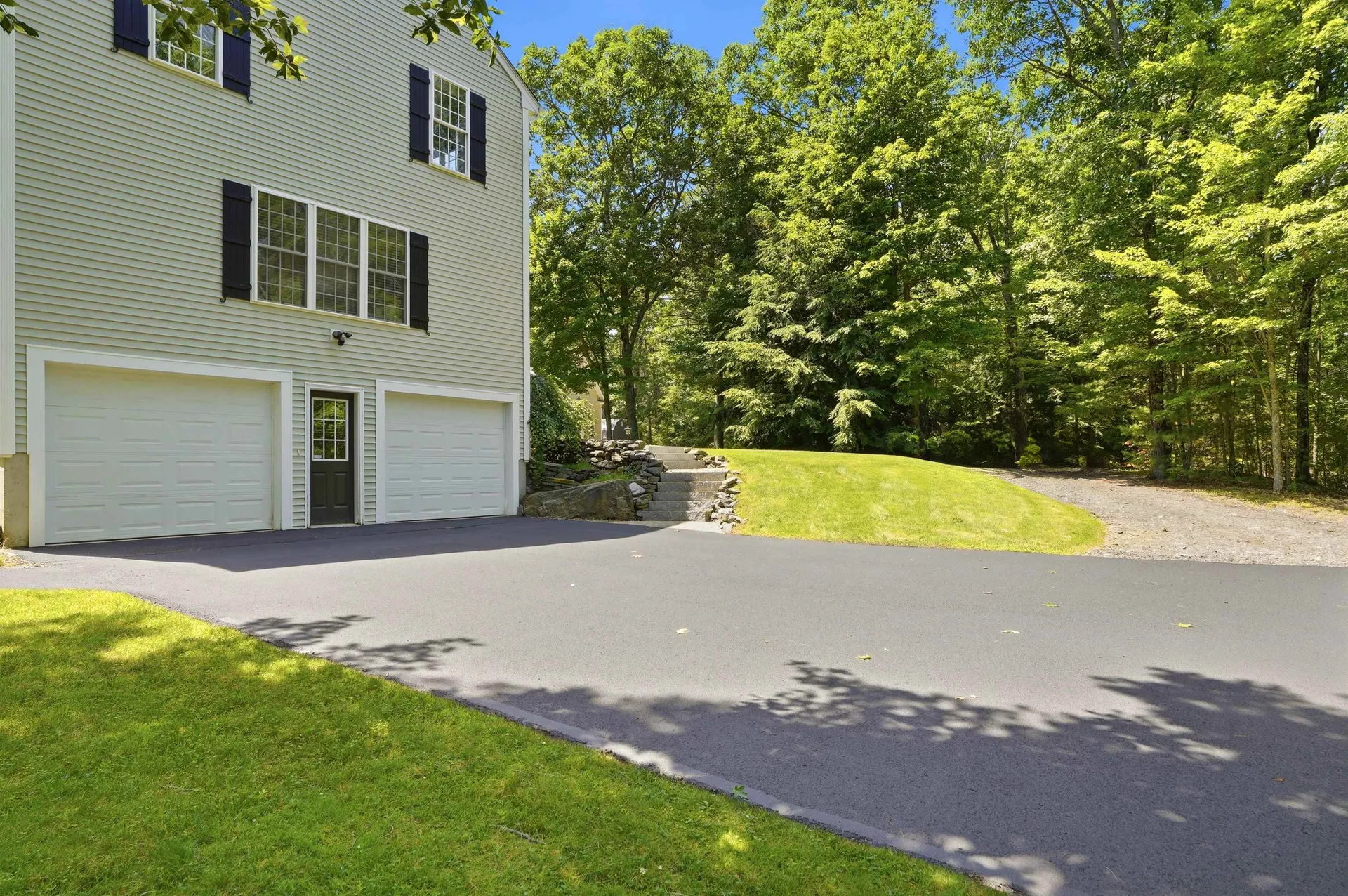 1 Eagle Hill Road Raymond NH 03077
