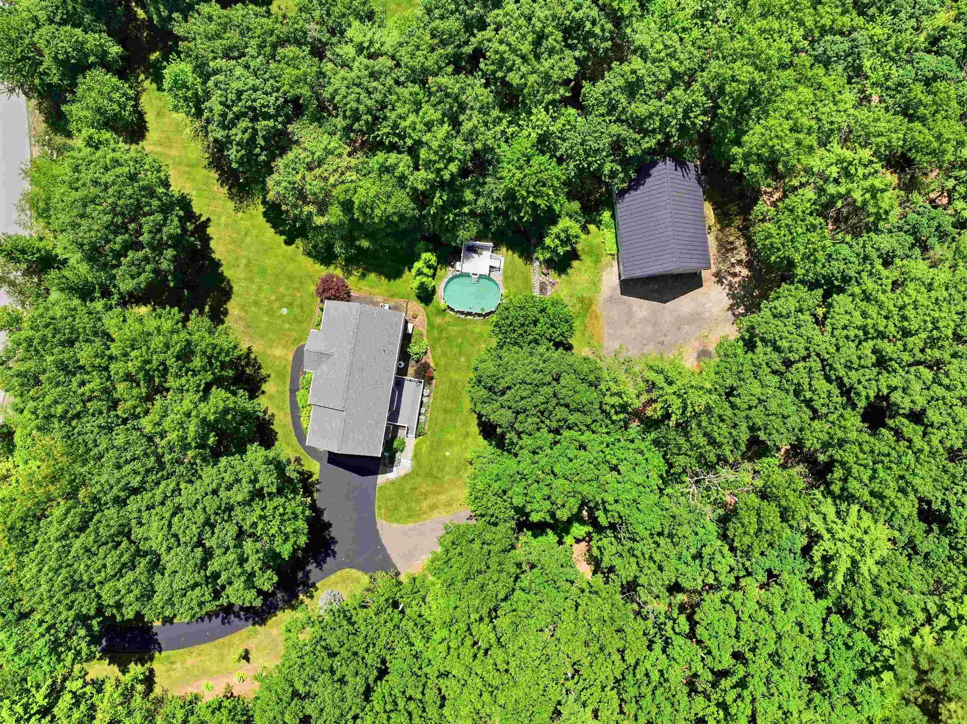 1 Eagle Hill Road Raymond NH 03077