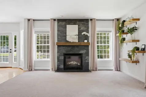 1 Eagle Hill Road Raymond NH 03077