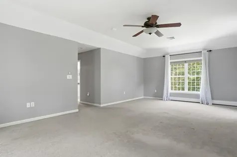 1 Eagle Hill Road Raymond NH 03077