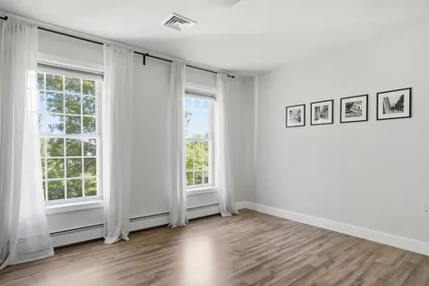 1 Eagle Hill Road Raymond NH 03077