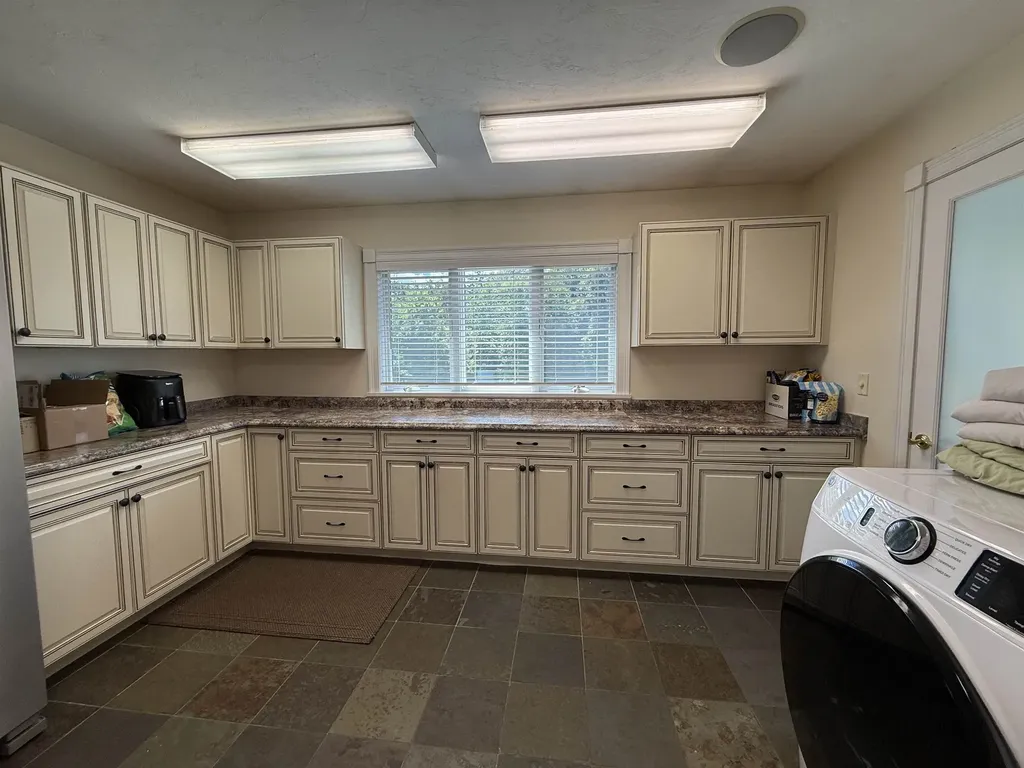 392 Sicard Road Brookfield VT 05036