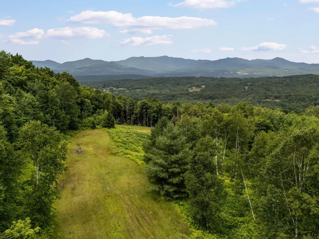 00 Pinnacle Meadow Road Stowe VT 05672