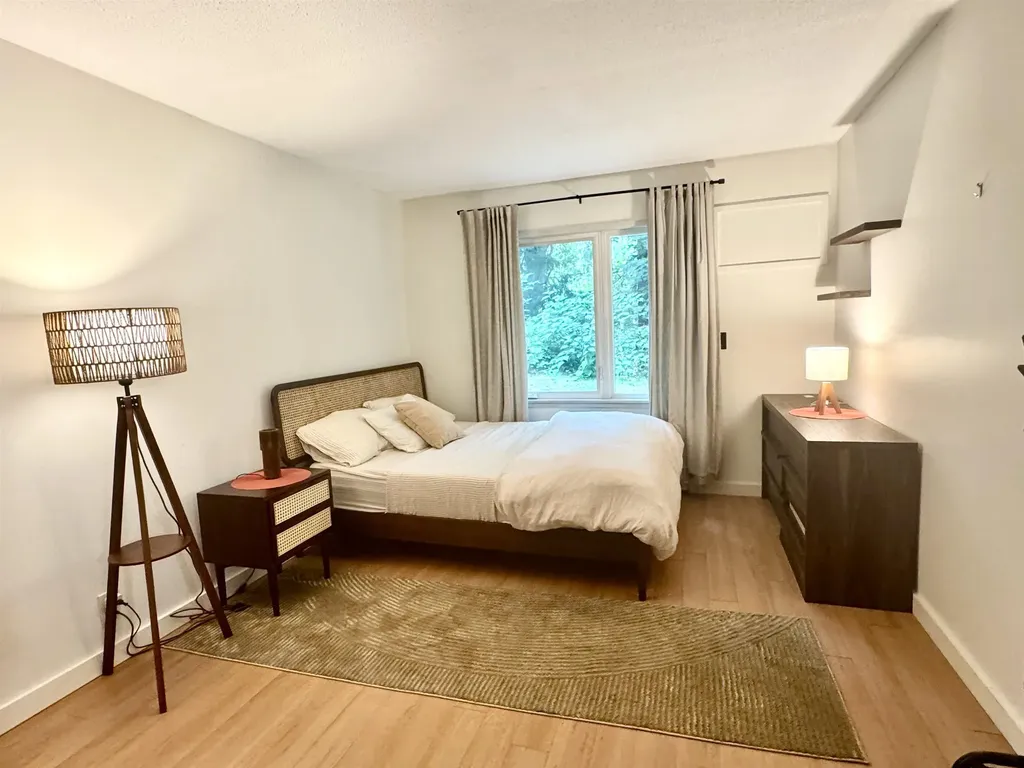 313 Brook Hollow Hanover NH 03755
