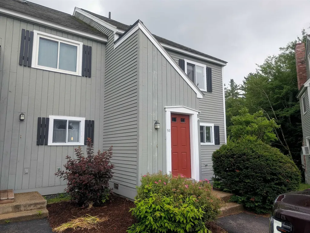 12 Monroe Drive Woodstock NH 03262