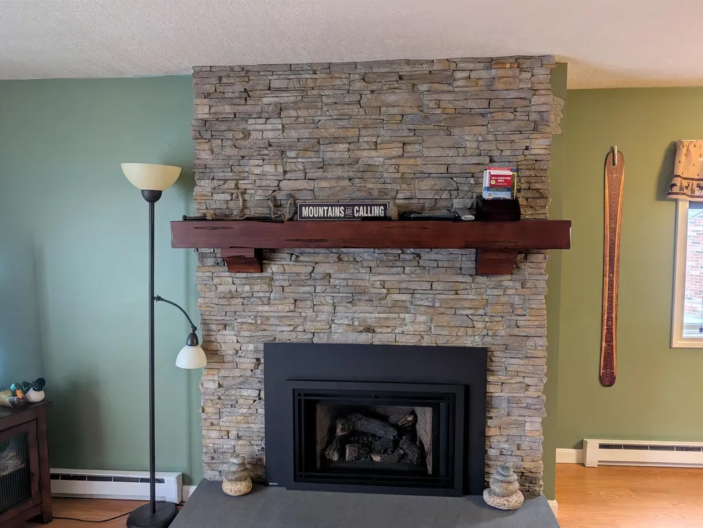 12 Monroe Drive Woodstock NH 03262