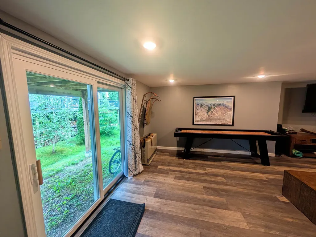 12 Monroe Drive Woodstock NH 03262