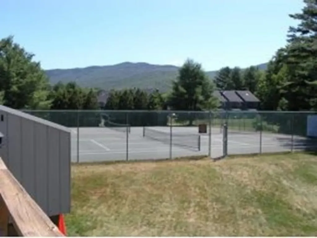 12 Monroe Drive Woodstock NH 03262