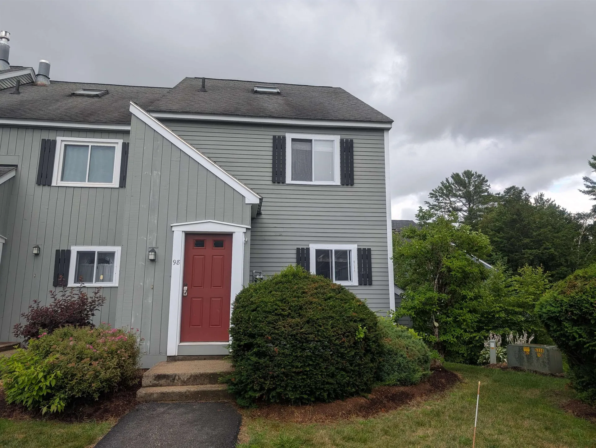 12 Monroe Drive Woodstock NH 03262