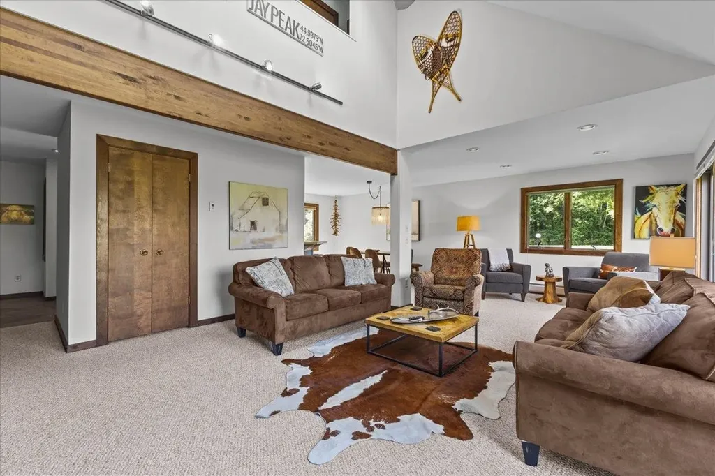 70 Field Road Stowe VT 05672