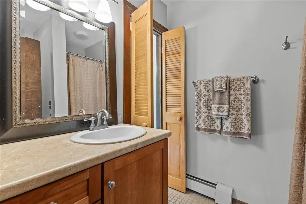 70 Field Road Stowe VT 05672