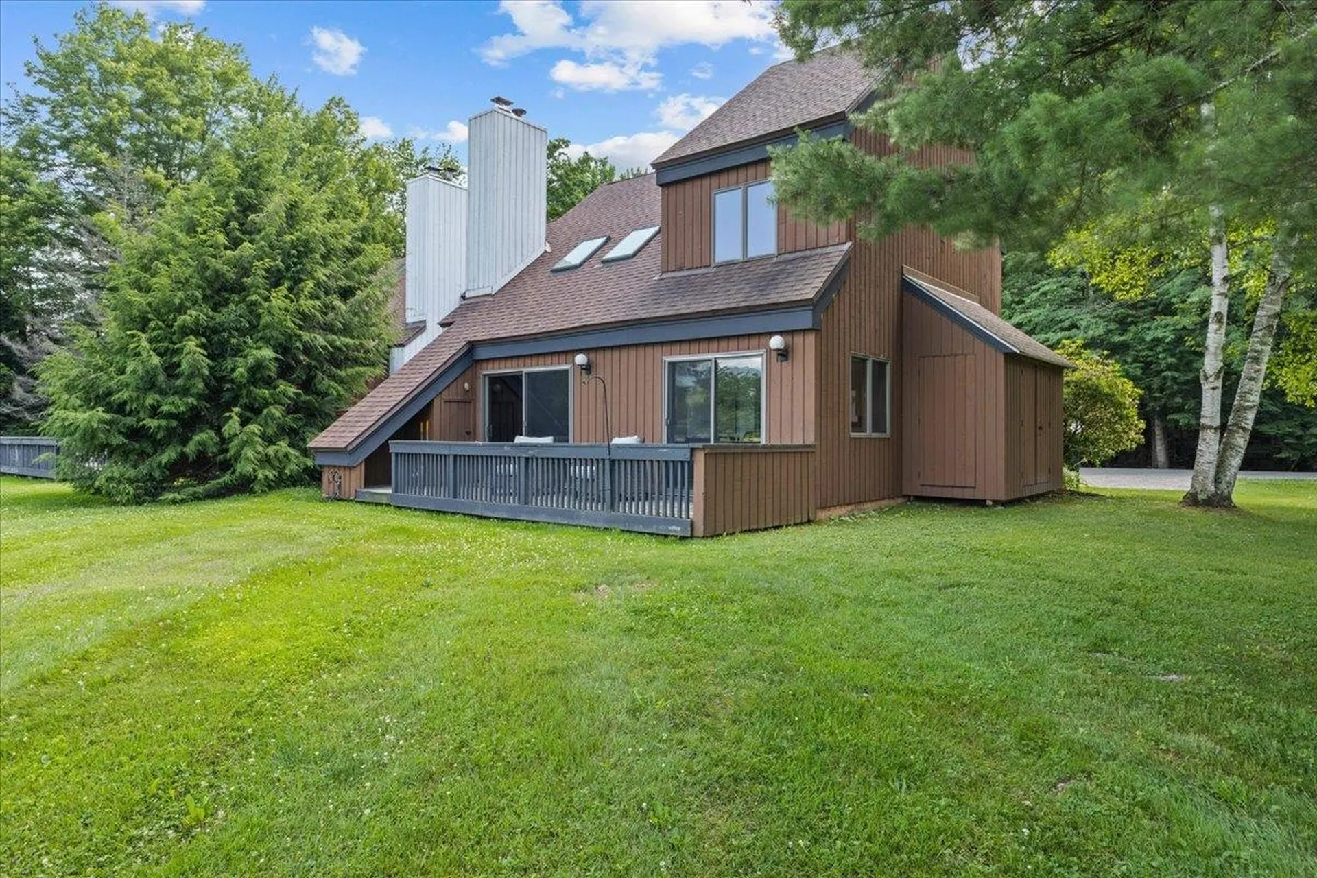 70 Field Road Stowe VT 05672