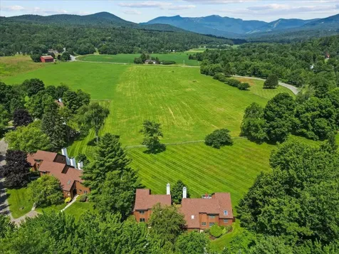 70 Field Road Stowe VT 05672