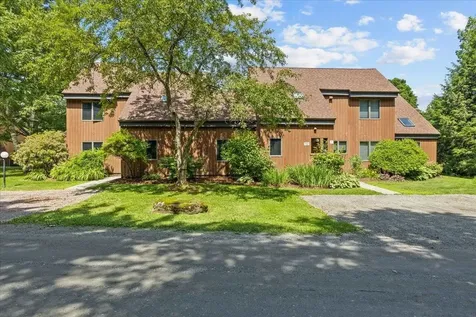 70 Field Road Stowe VT 05672