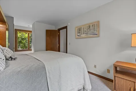 70 Field Road Stowe VT 05672