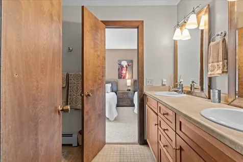 70 Field Road Stowe VT 05672