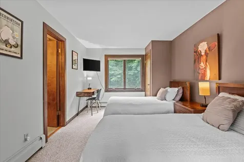 70 Field Road Stowe VT 05672