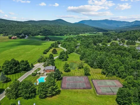 70 Field Road Stowe VT 05672