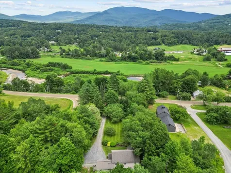 738 River Road Stowe VT 05672