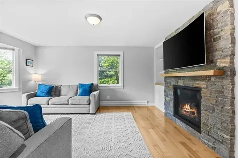 738 River Road Stowe VT 05672