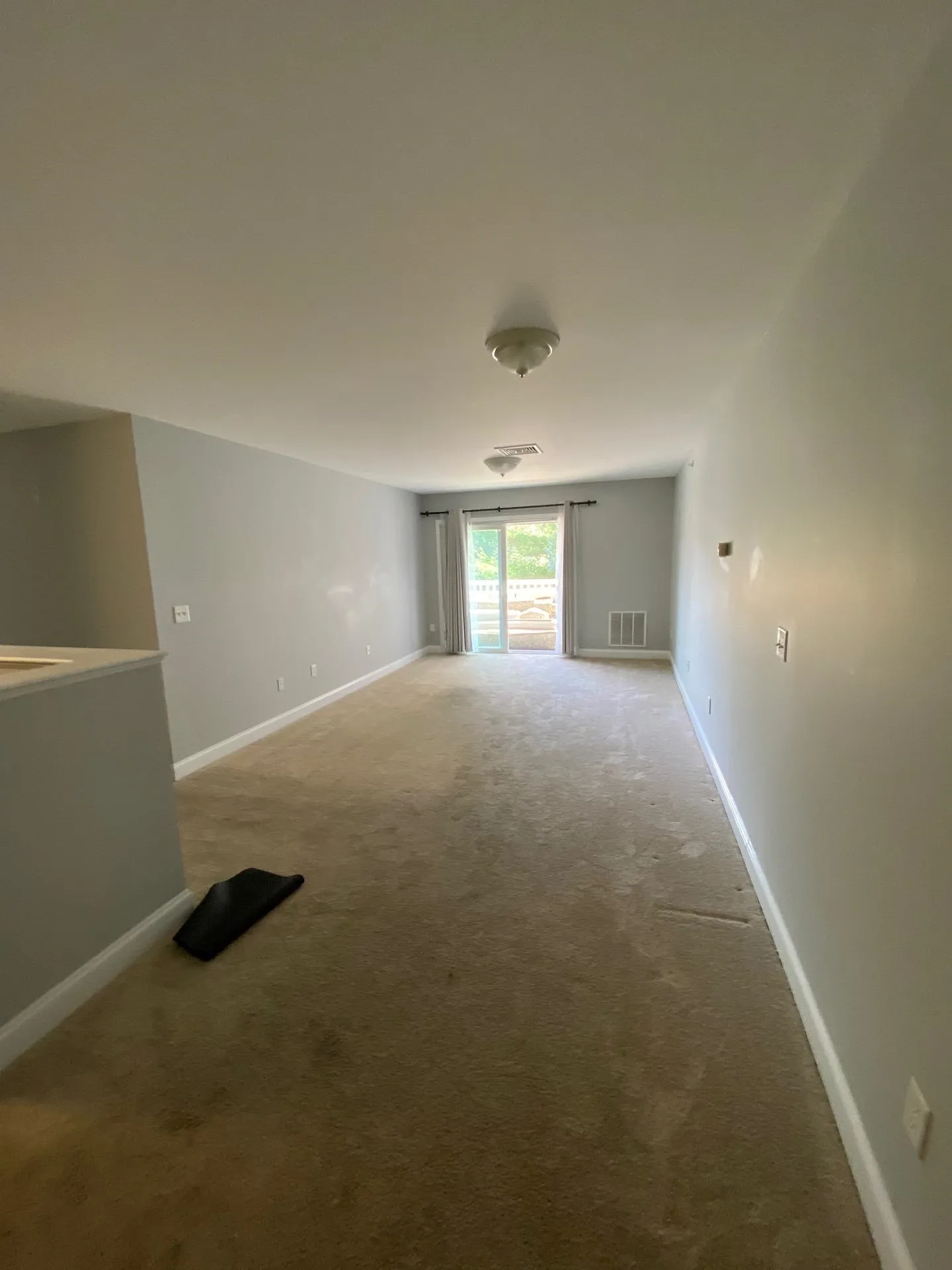 122 Coliseum Avenue Nashua NH 03063