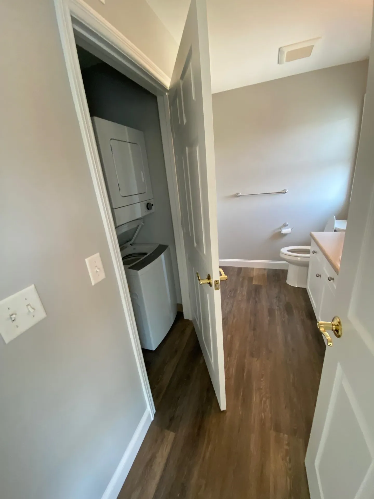 122 Coliseum Avenue Nashua NH 03063