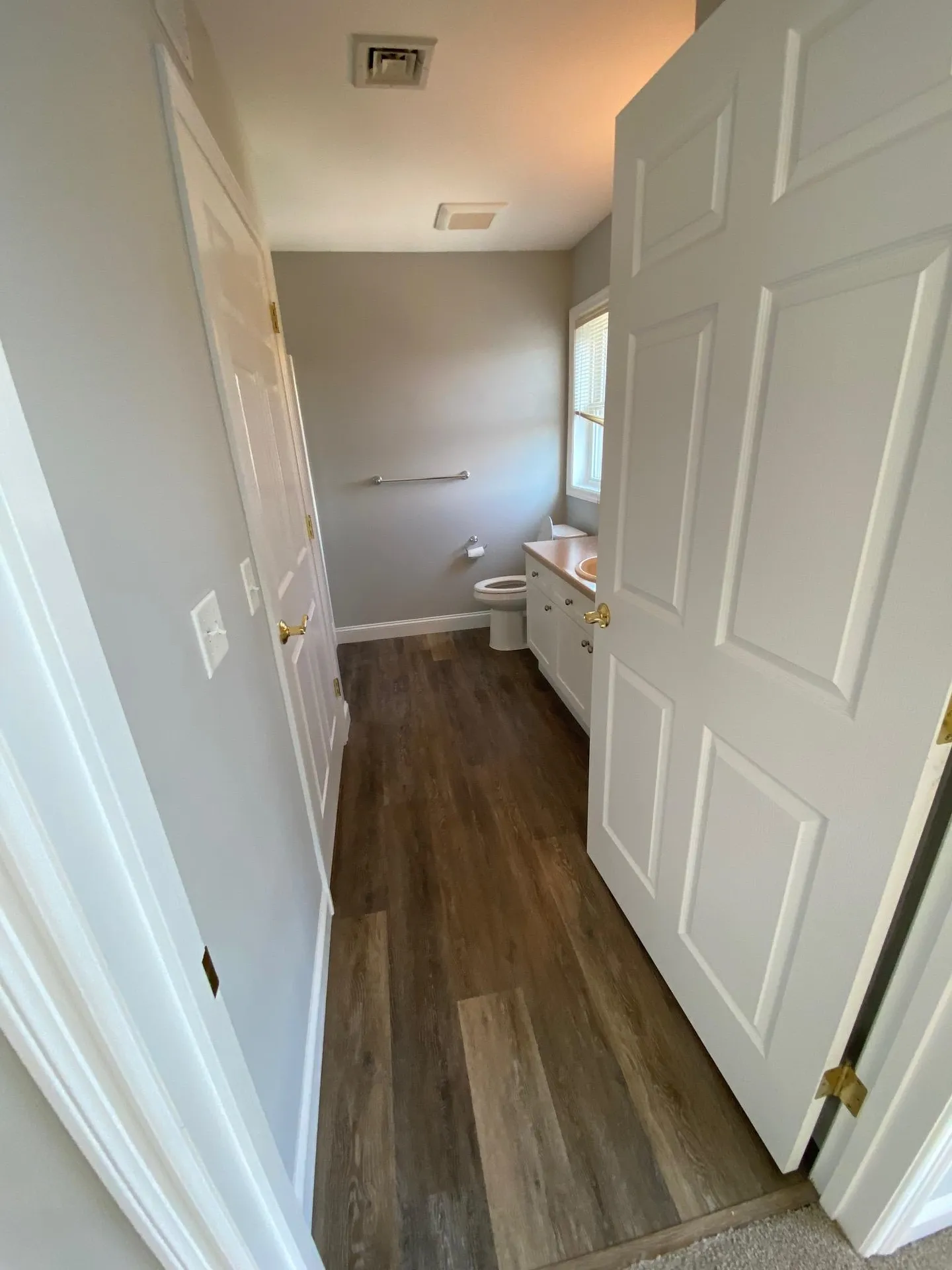 122 Coliseum Avenue Nashua NH 03063