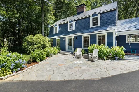 40 Tj Gamester Avenue Portsmouth NH 03801