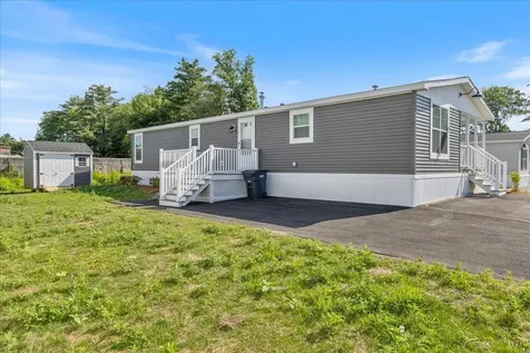 29 Lowell Road Salem NH 03079