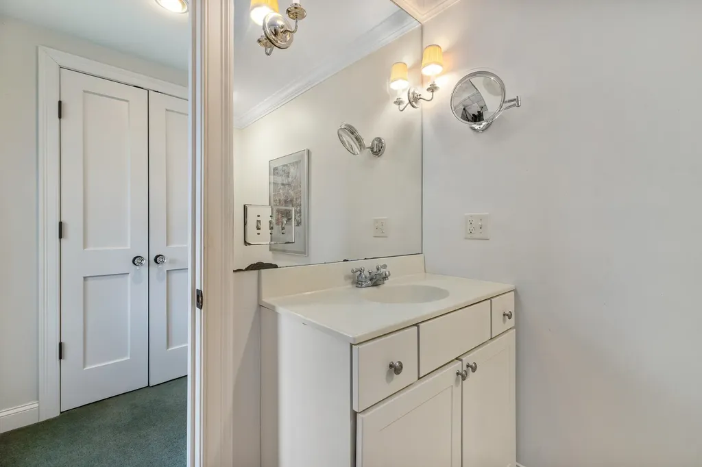 808 Central Road Rye NH 03871