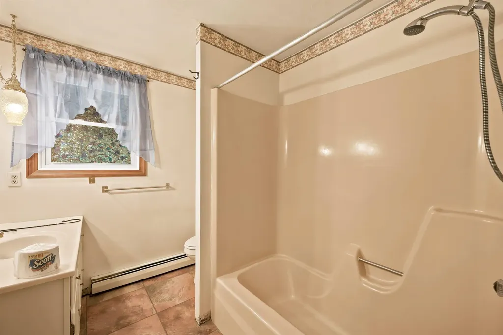 153 Brook Road Sanbornton NH 03269