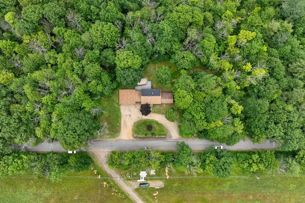 36 Glidden Road Gilford NH 03249