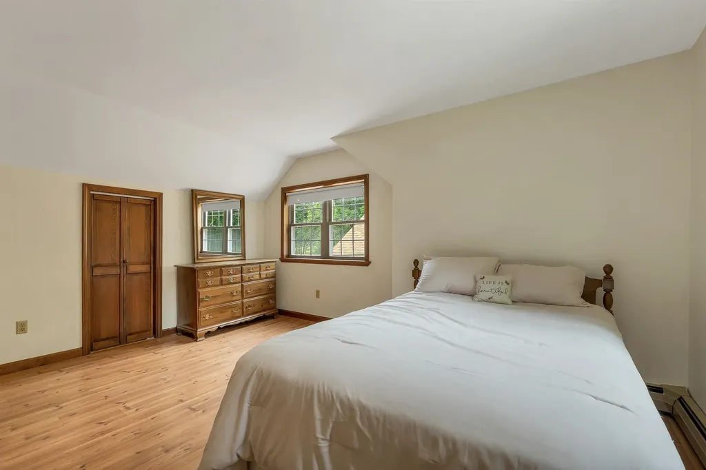 36 Glidden Road Gilford NH 03249