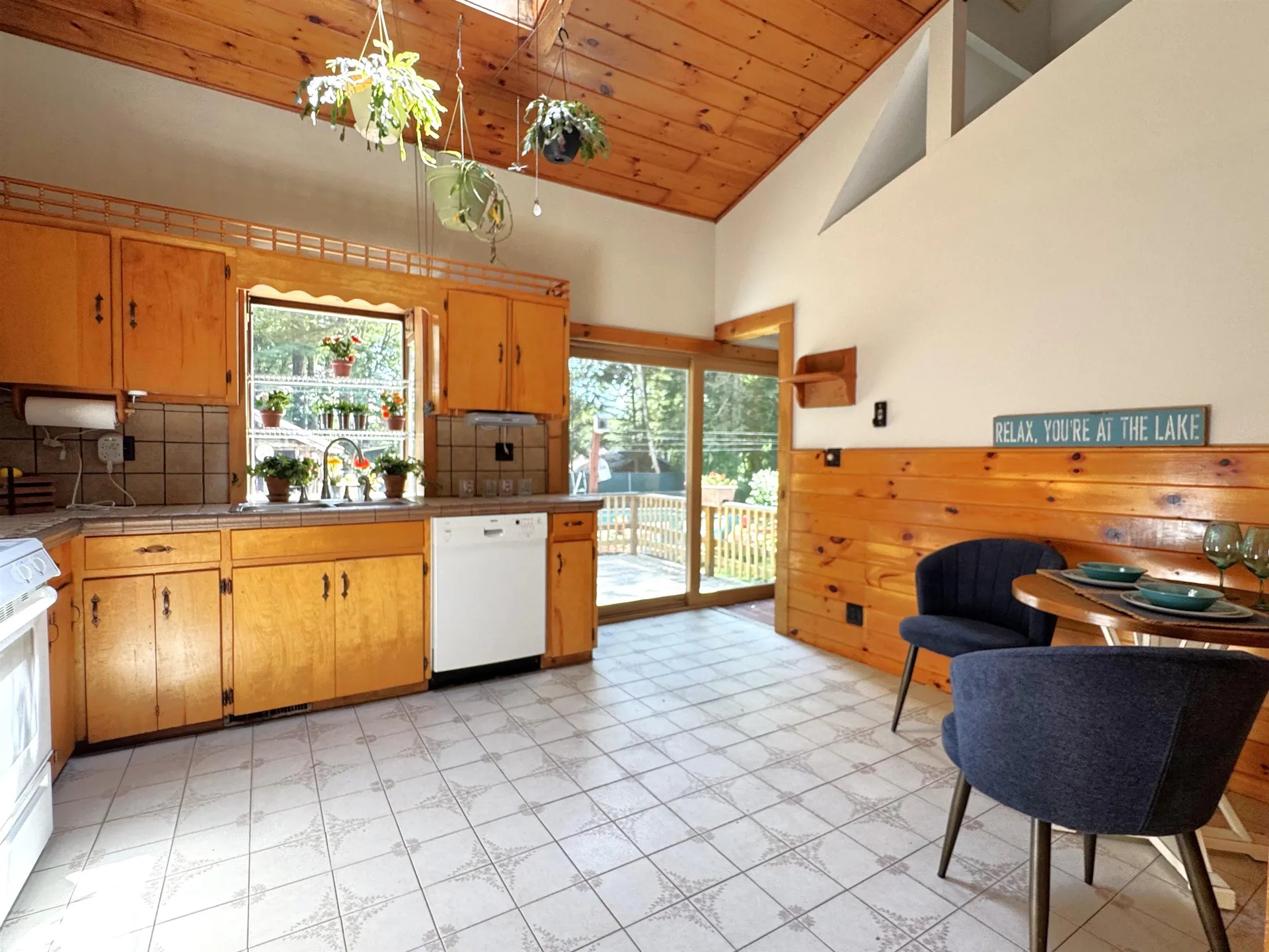 29 Coopers Grove Road Kingston NH 03848