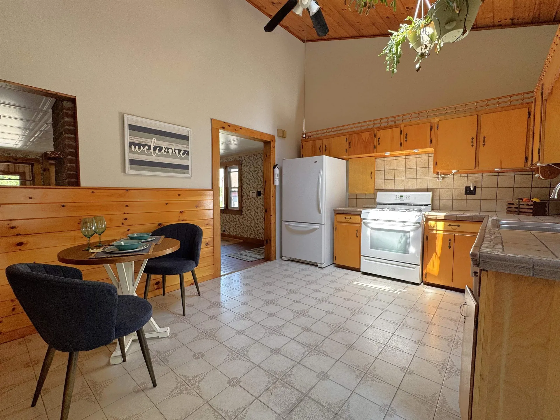29 Coopers Grove Road Kingston NH 03848