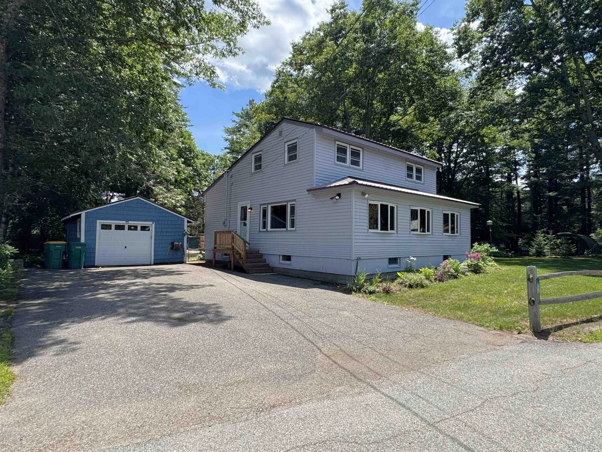 29 Coopers Grove Road Kingston NH 03848