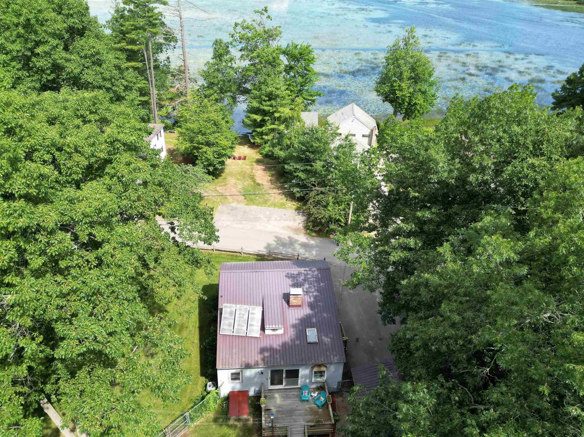 29 Coopers Grove Road Kingston NH 03848