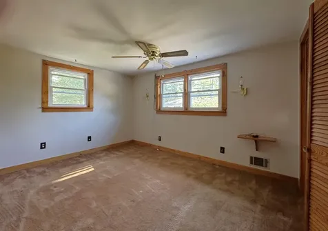 29 Coopers Grove Road Kingston NH 03848