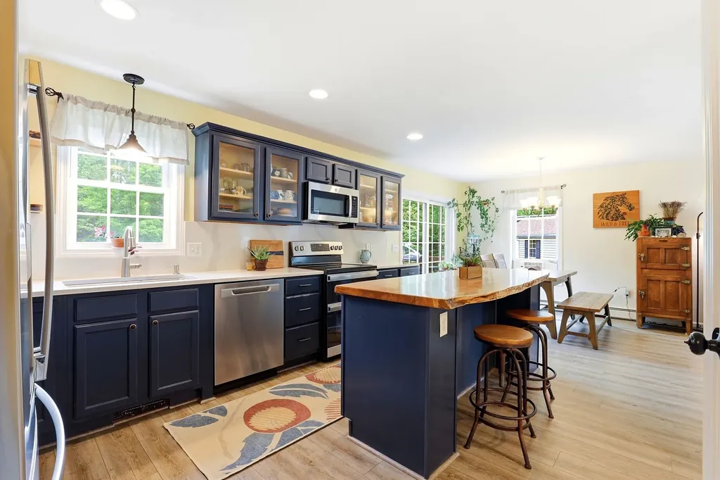 9 Pender Road Northwood NH 03261